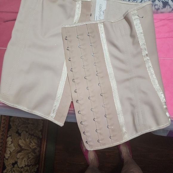 NWOT sz S Lady Slim Latex Waist Trainer - Picture 6 of 8